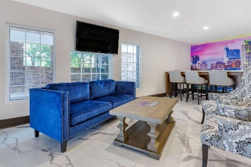 Clarion Pointe Raleigh Midtown image 31